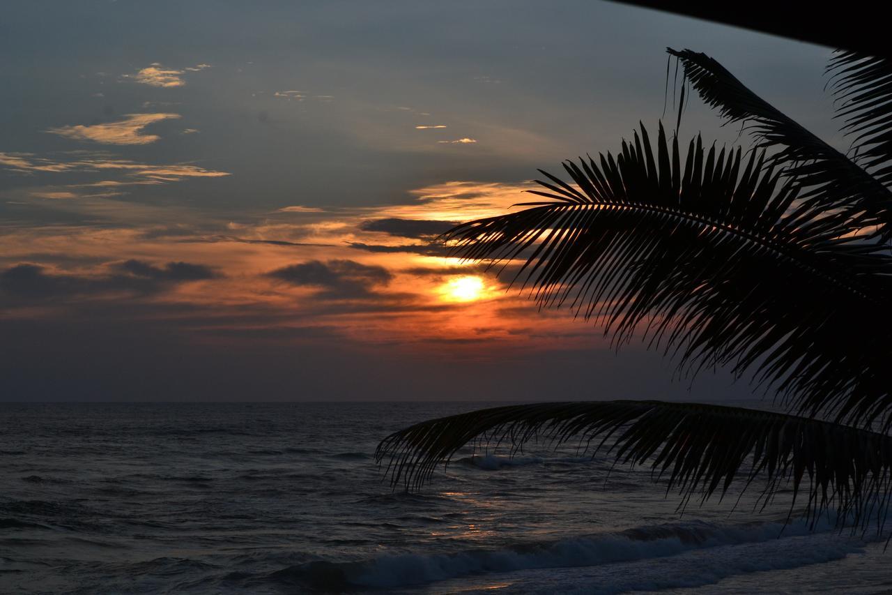 South Beach Resort Koggala Ngoại thất bức ảnh