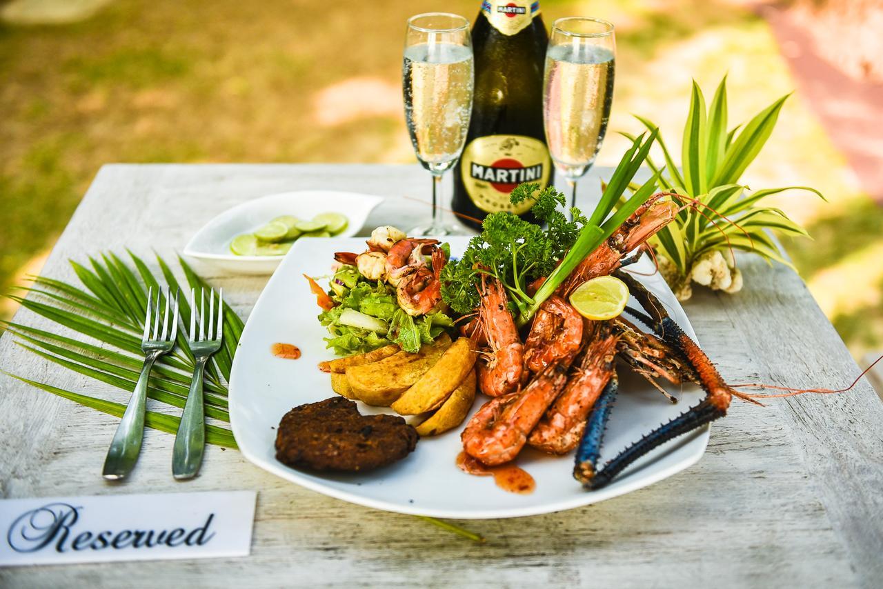 South Beach Resort Koggala Ngoại thất bức ảnh